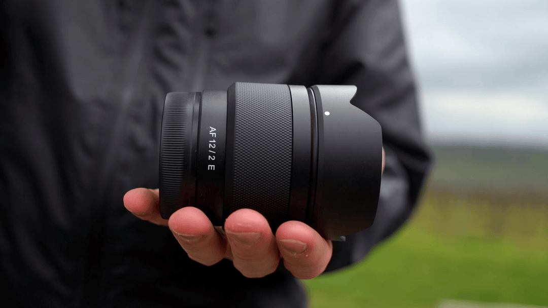 12mm F2.0 AF APS-C Compact Ultra Wide Angle (Sony E 12mm F2.0 AF APS-C Compact Ultra Wide Angle (Sony E